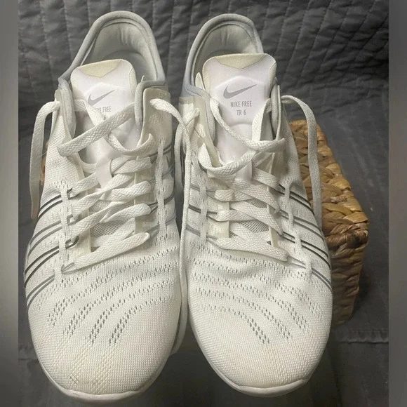 Nike Free Run TR 6 Womens Running Sneakers size 7 White/Grey - Picture 7 of 10